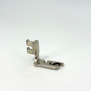Vintage 1900s Singer Sewing Machine Presser Foot 120842 USA Low Shank Metal Part